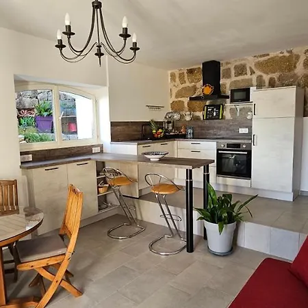 T2 Typique Au Coeur Du Village Et Vue Sur Le Golfe * Olmeto (Corsica)