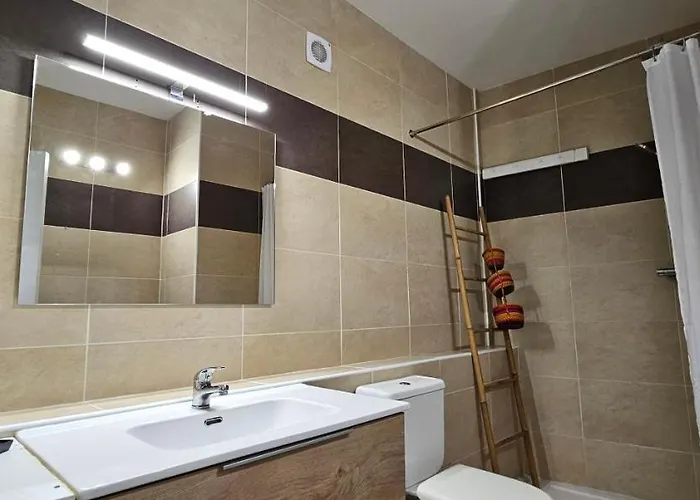 Appartement T2 Typique Au Coeur Du Village Et Vue Sur Le Golfe *