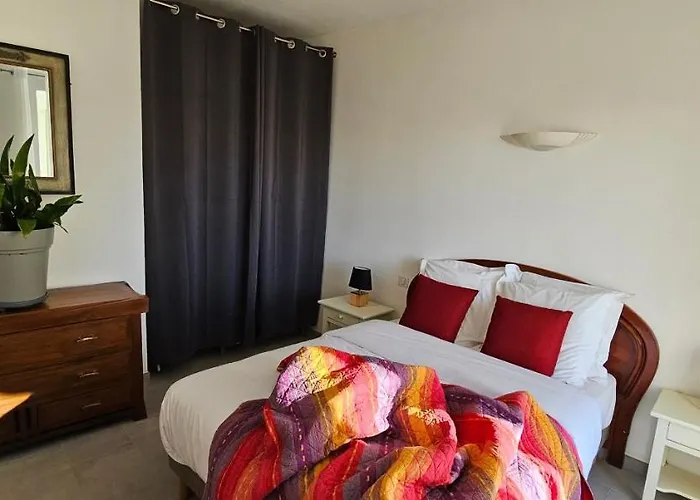 T2 Typique Au Coeur Du Village Et Vue Sur Le Golfe Olmeto (Corsica)